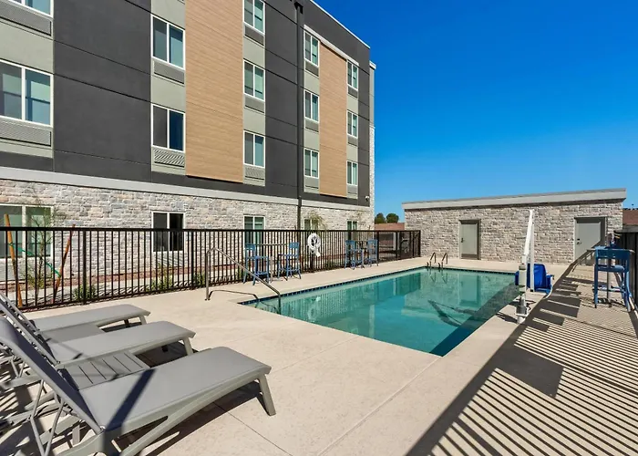 Hotel Everhome East I-8 By Choice 5*