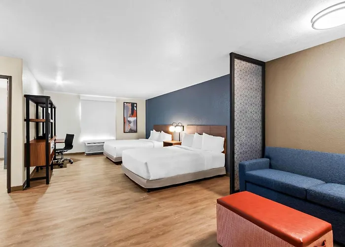 Everhome East I-8 By Choice 5* Yuma